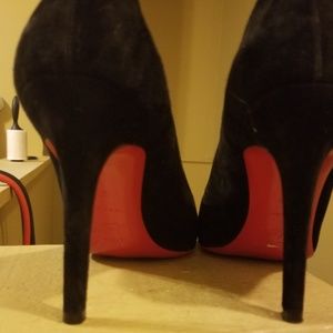 Christian Louboutin size 7 black suede pumps